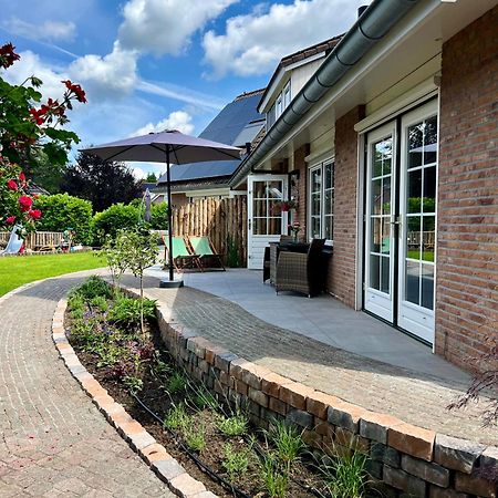 De Bonte Specht Apartment Nijverdal Bagian luar foto